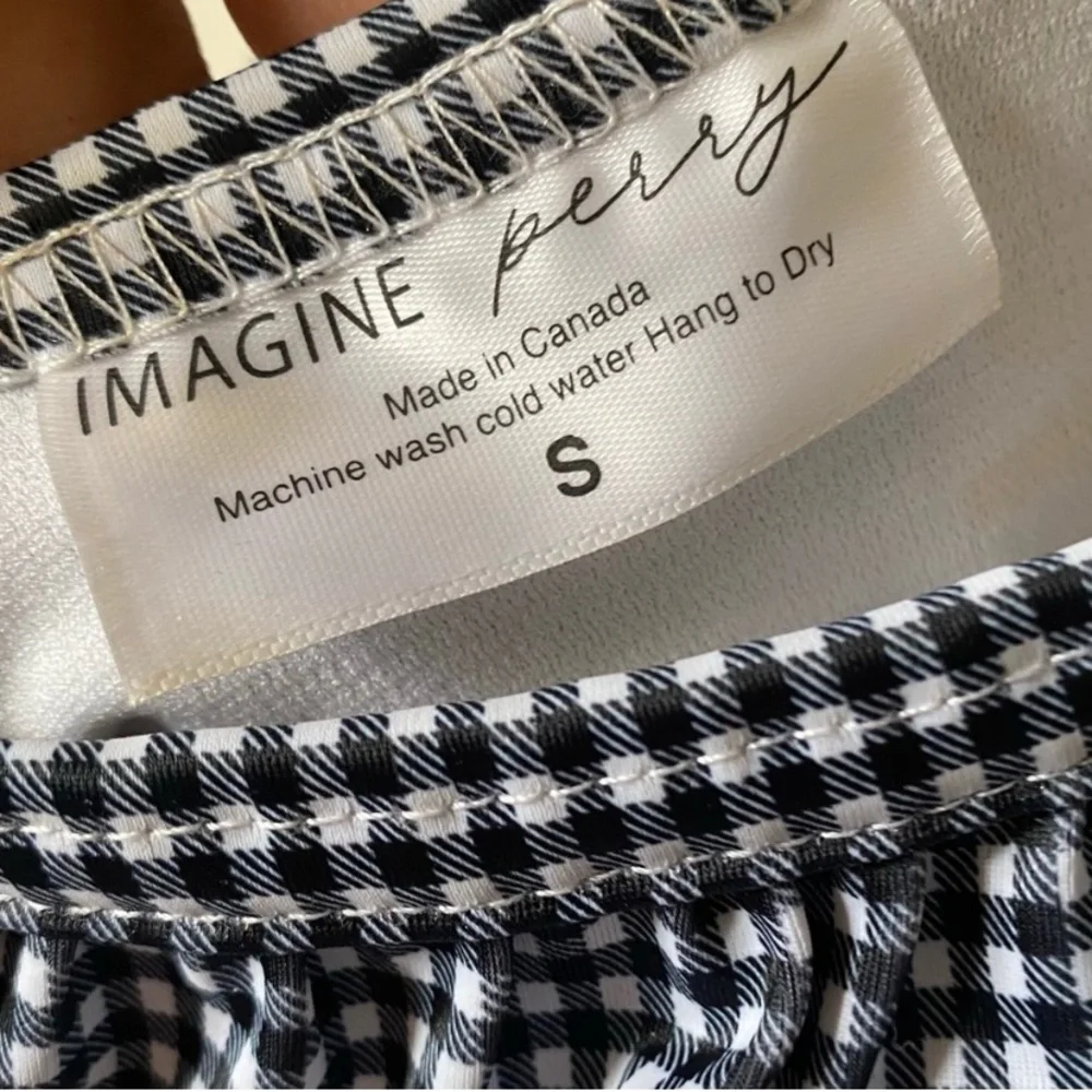 Imagine Perry Ruffle Swimsuit S - Picture 3 of 3